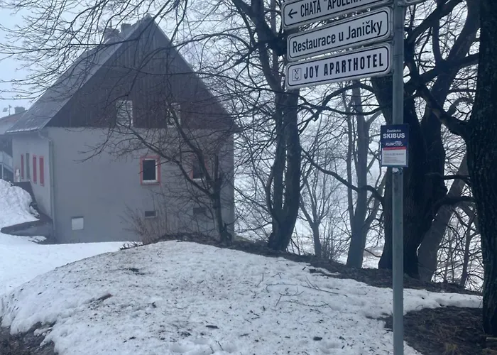 Na Rozcesti Loucna pod Klinovcem